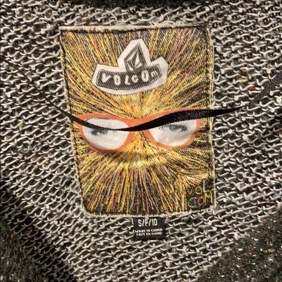 Volcom Oversized Crew Mixed Color EUC - Picture 3 of 16